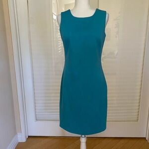 T Tahari Teal Sheath Dress Sleeveless Scoop Neck